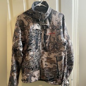 Men’s medium - Sitka lightweight camo jacket